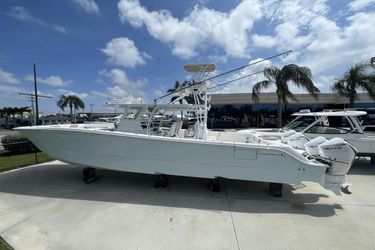 46' Invincible 2022 Yacht For Sale